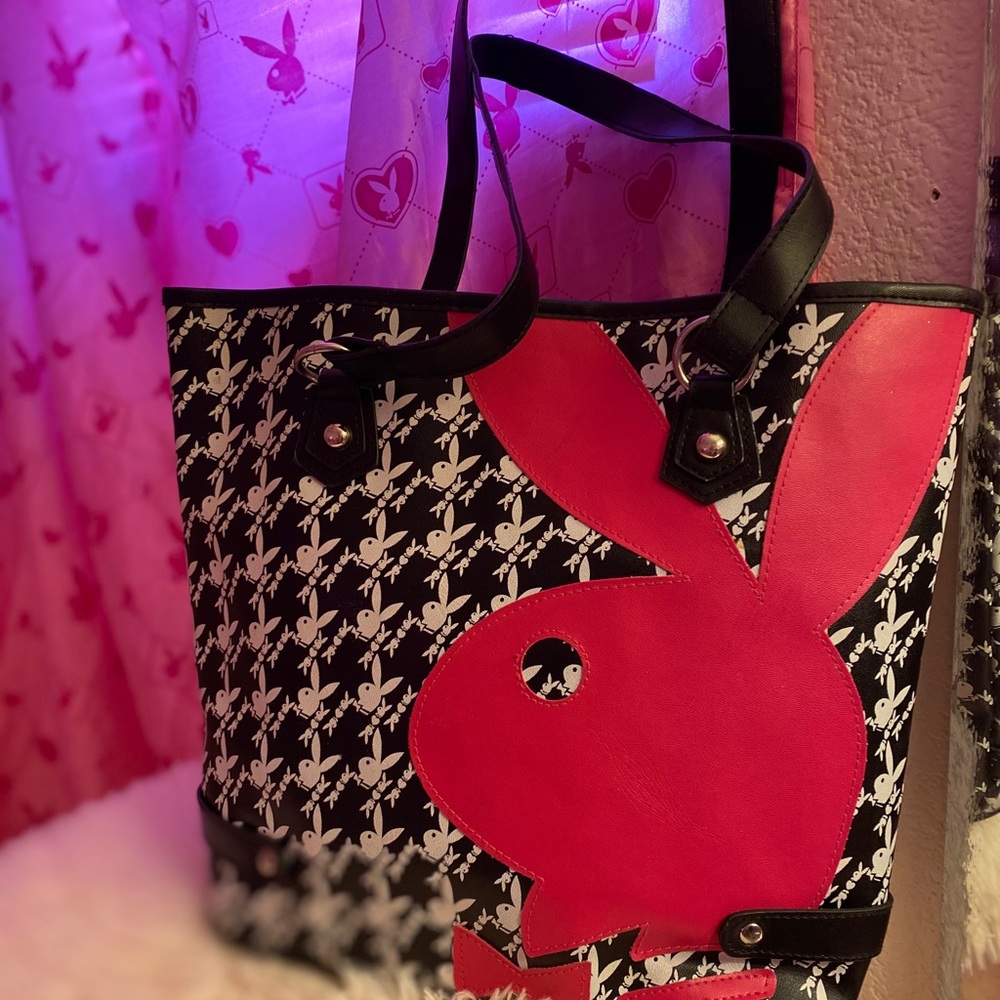 Playboy Purse!!  👛 - Picture 2 of 5